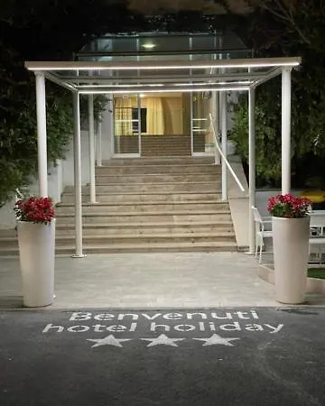 Hotel Holiday 酒店
