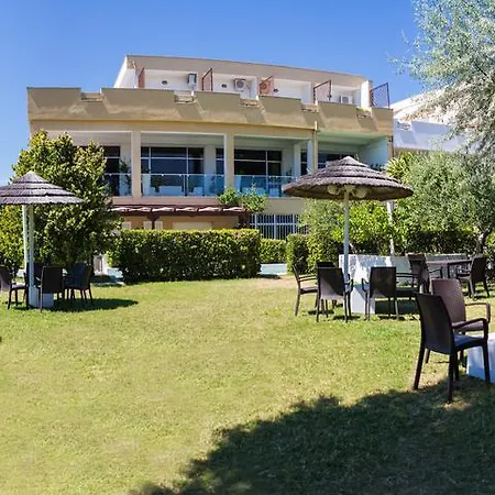 Hotel Holiday 酒店 瓦斯托