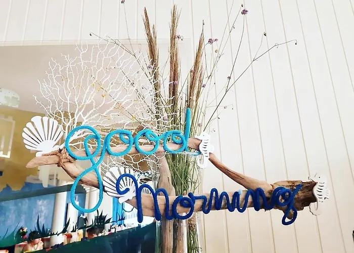 Hotell Hotel Holiday