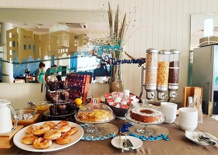 Hotel Holiday Hotel *